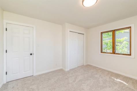 4629 Danbury Street NE Cedar Rapids IA 52402