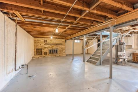 4629 Danbury Street NE Cedar Rapids IA 52402