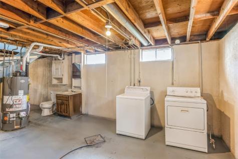 4629 Danbury Street NE Cedar Rapids IA 52402