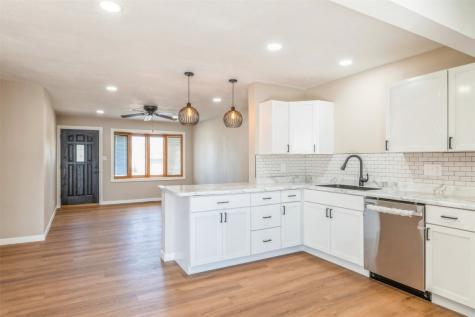 4629 Danbury Street NE Cedar Rapids IA 52402
