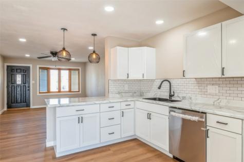 4629 Danbury Street NE Cedar Rapids IA 52402