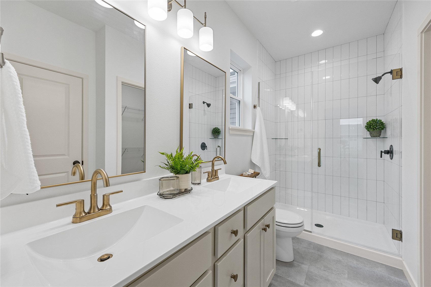 229 Mccarran Avenue NE Cedar Rapids IA 52402