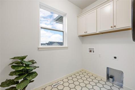 229 Mccarran Avenue NE Cedar Rapids IA 52402