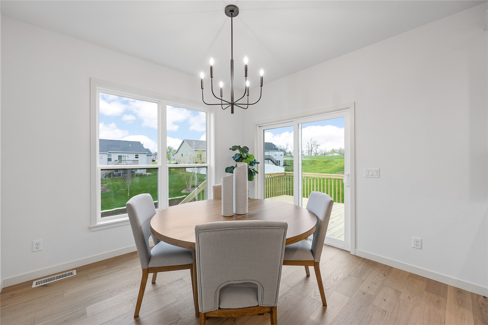 229 Mccarran Avenue NE Cedar Rapids IA 52402