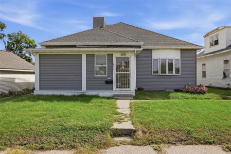 1811 3rd Street SW Cedar Rapids IA 52404