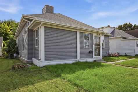 1811 3rd Street SW Cedar Rapids IA 52404