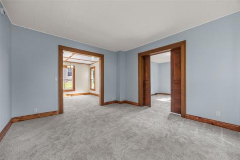 1806 8th Avenue Belle Plaine IA 52208