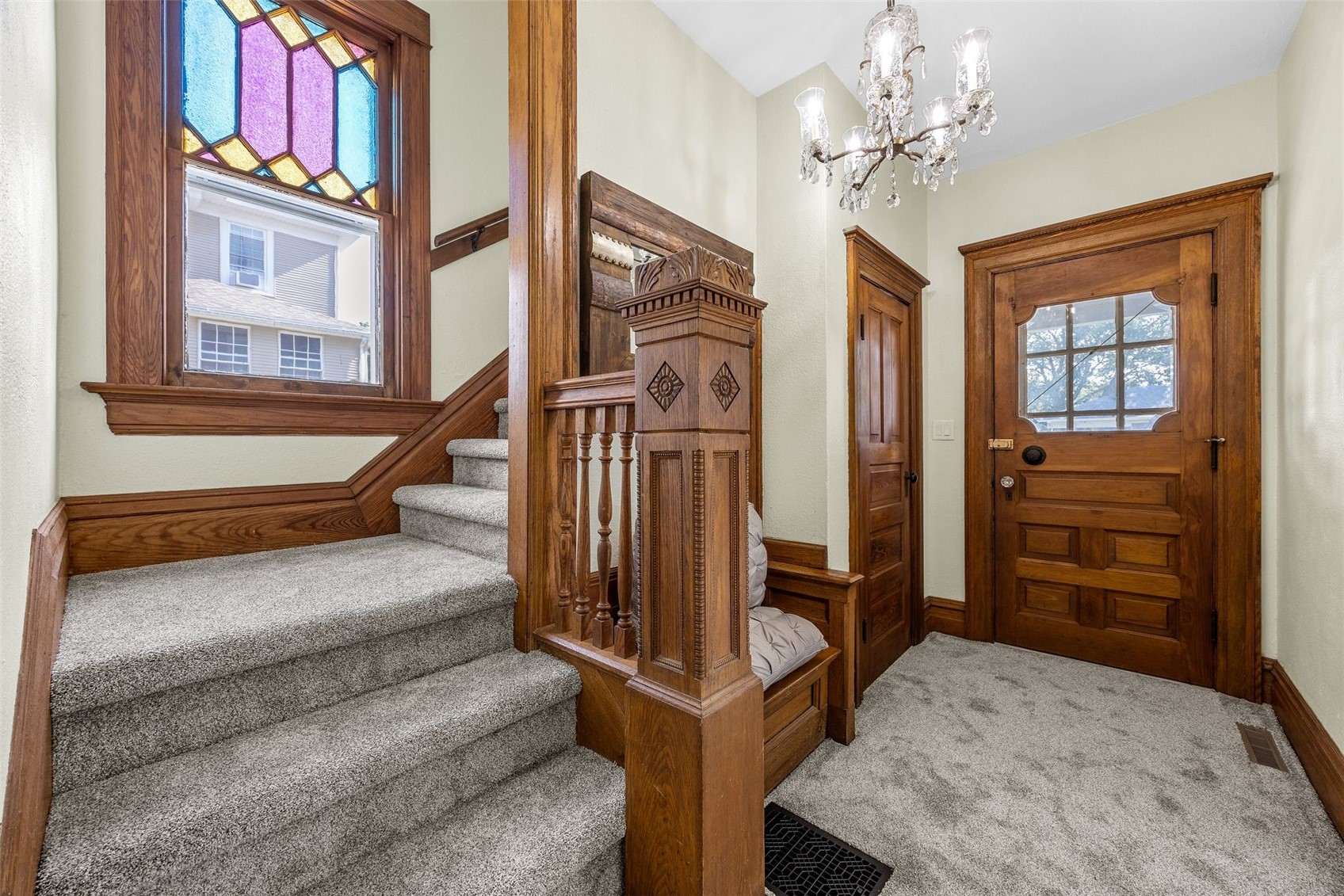 1806 8th Avenue Belle Plaine IA 52208