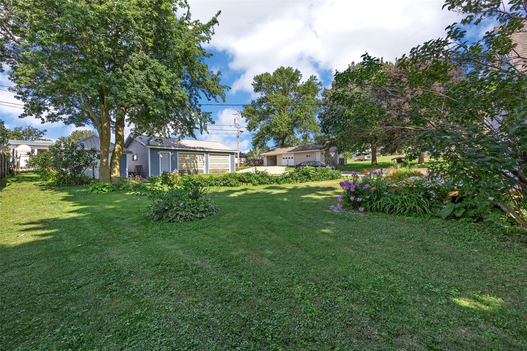 1806 8th Avenue Belle Plaine IA 52208