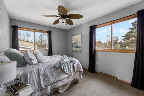2790 15th Avenue Marion IA 52302