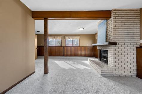 2790 15th Avenue Marion IA 52302