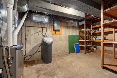 2790 15th Avenue Marion IA 52302