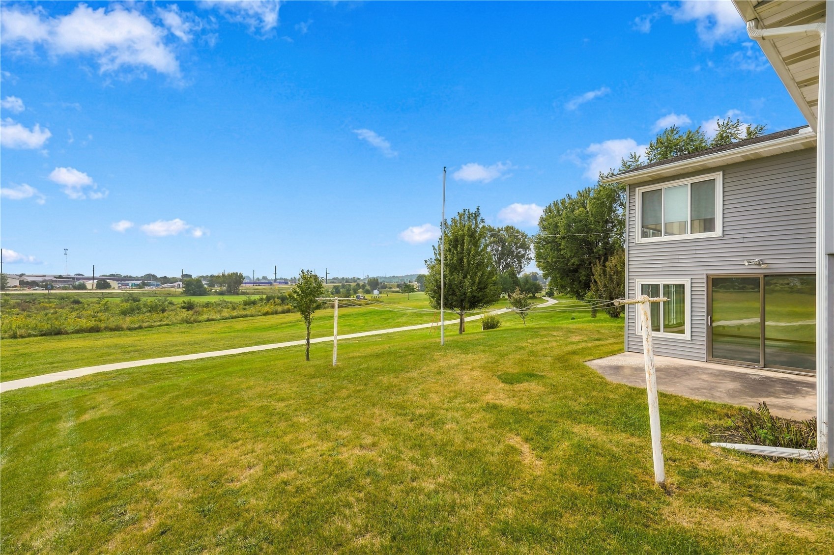 203 N Mcnamara Drive Anamosa IA 52205