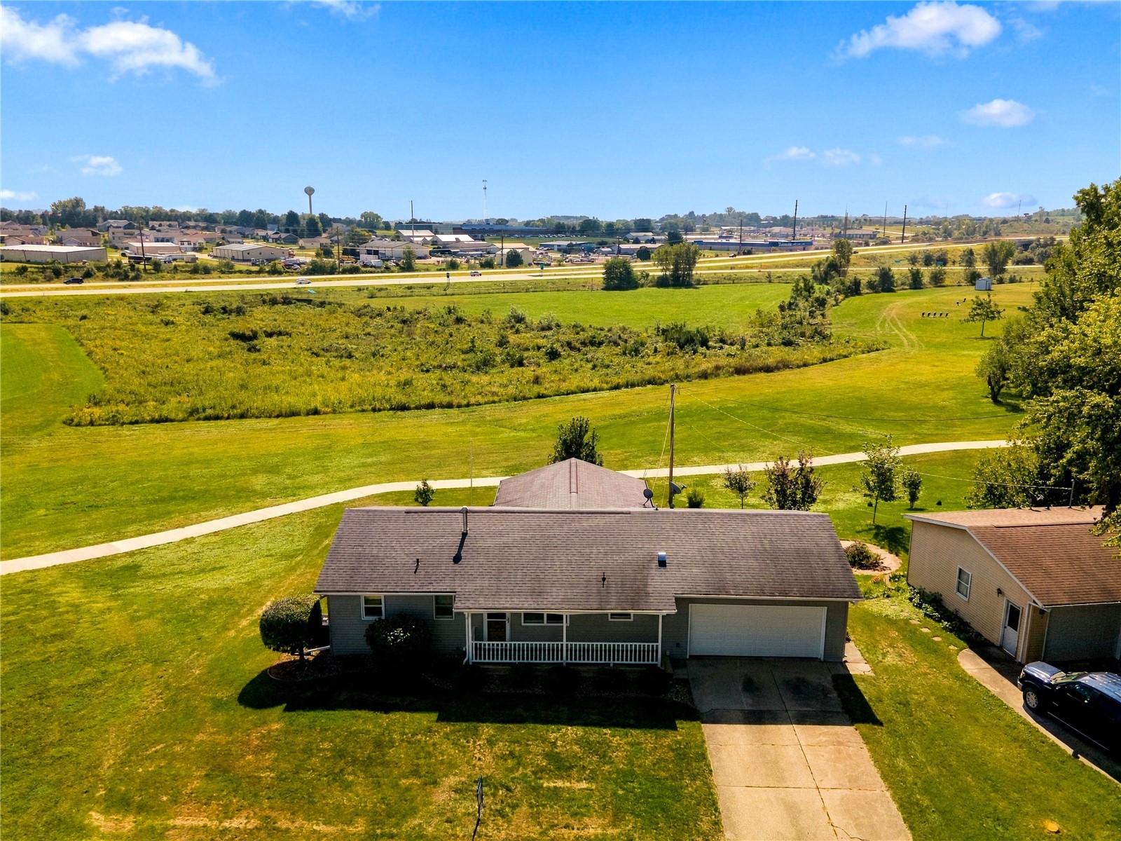 203 N Mcnamara Drive Anamosa IA 52205