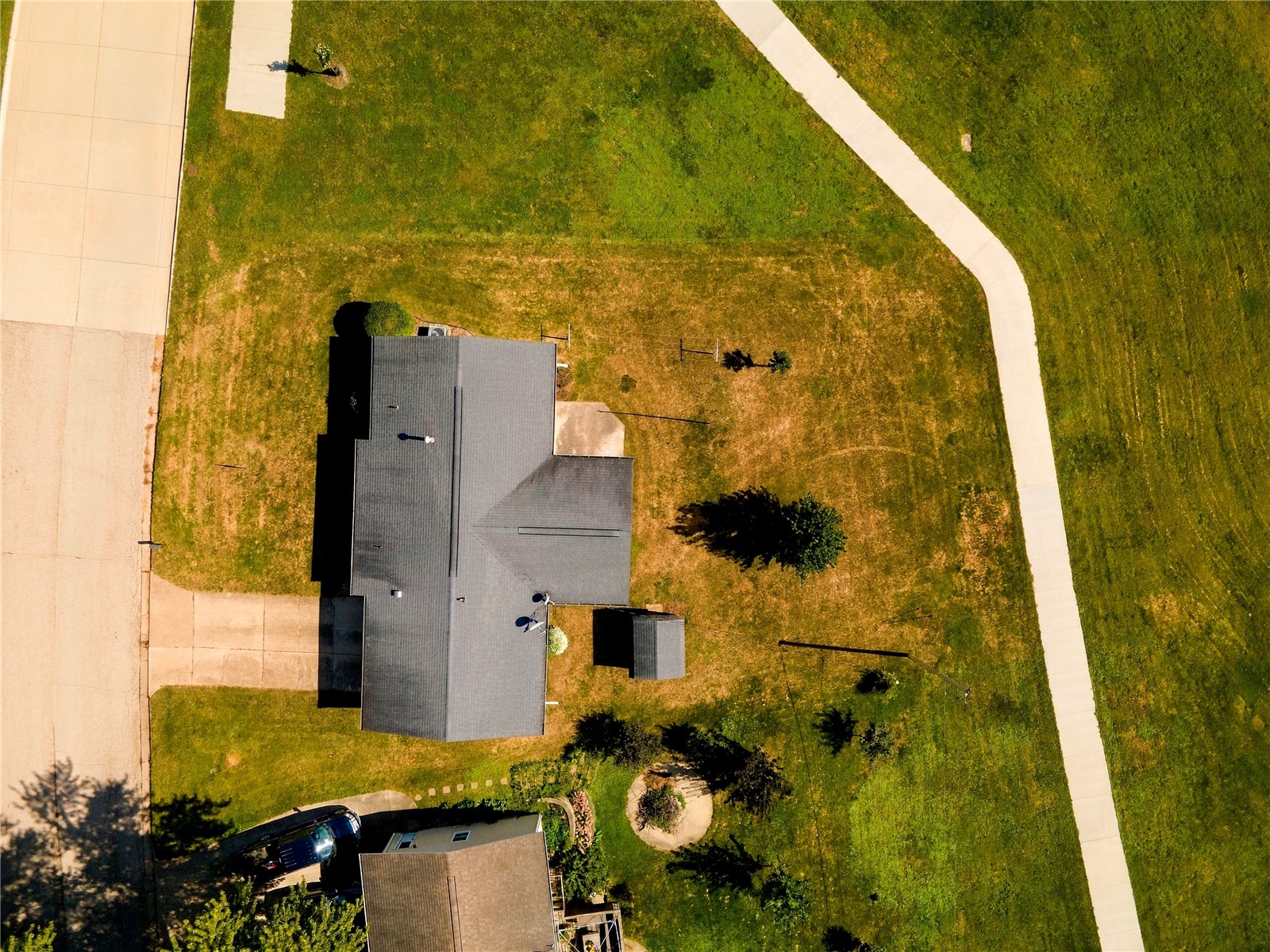203 N Mcnamara Drive Anamosa IA 52205