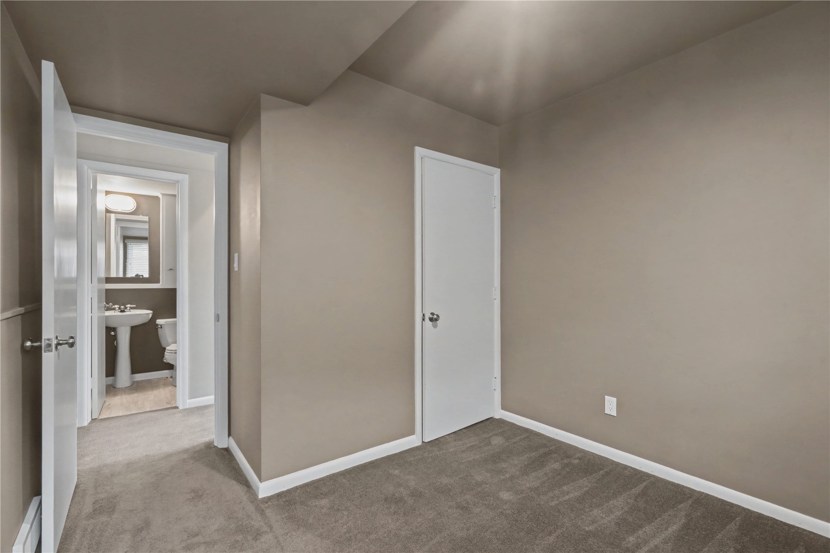3831 Tomahawk Trail SE Cedar Rapids IA 52403