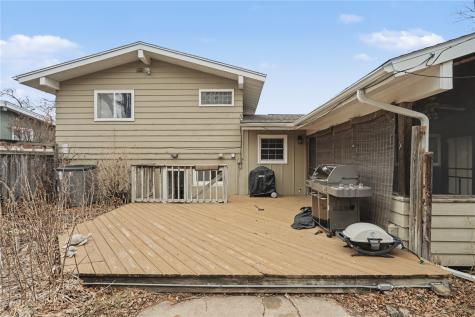 3831 Tomahawk Trail SE Cedar Rapids IA 52403
