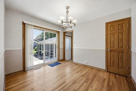 2906 Russell Drive NE Cedar Rapids IA 52402