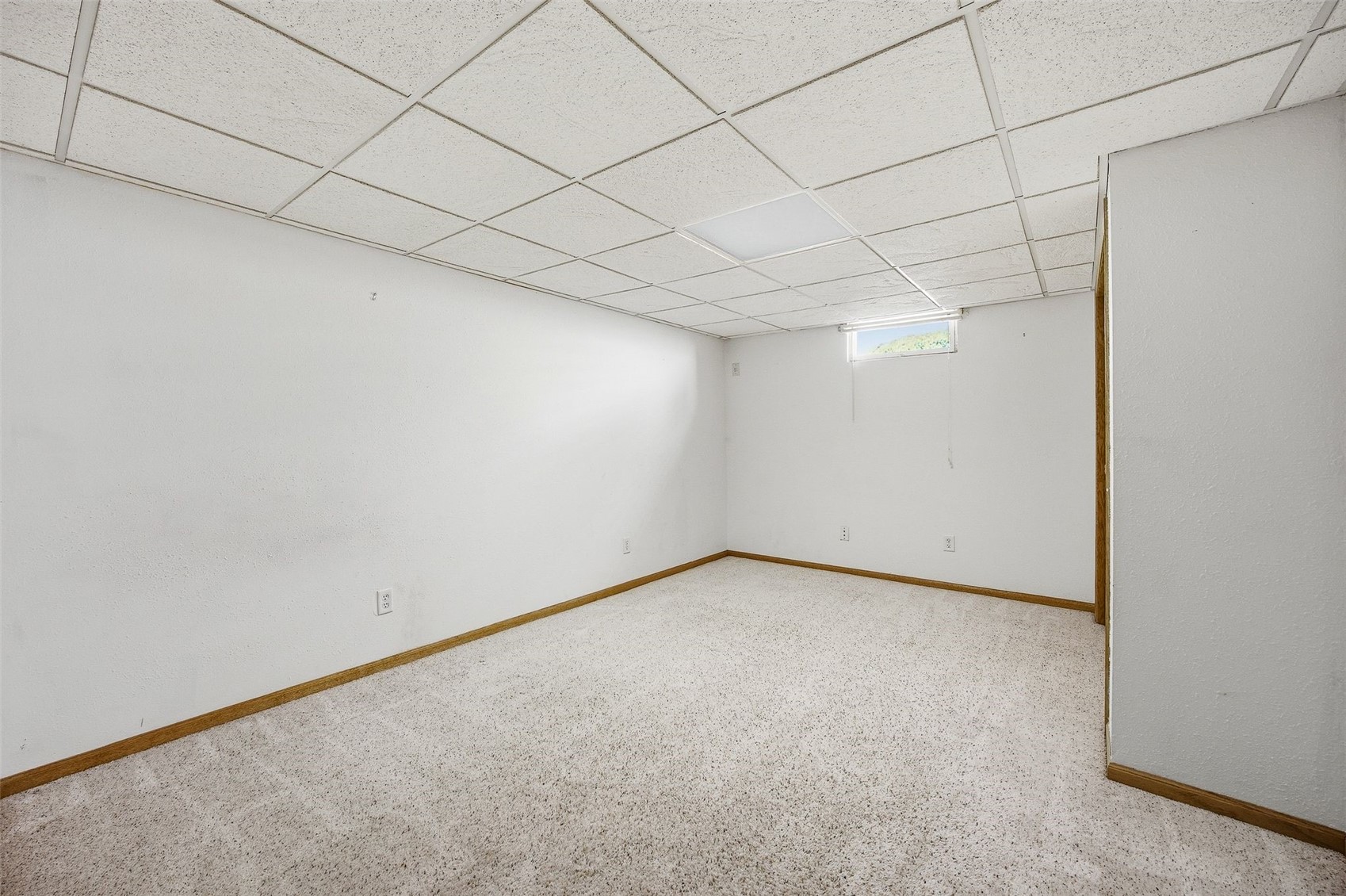 2906 Russell Drive NE Cedar Rapids IA 52402