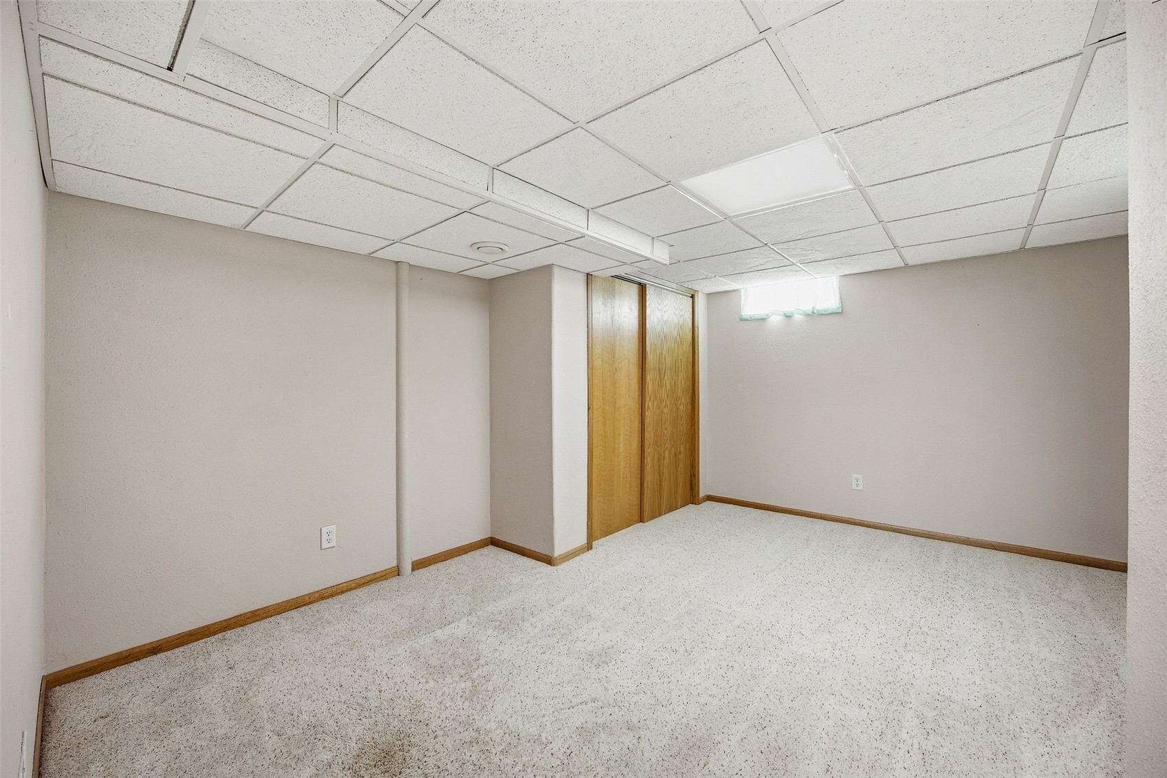 2906 Russell Drive NE Cedar Rapids IA 52402