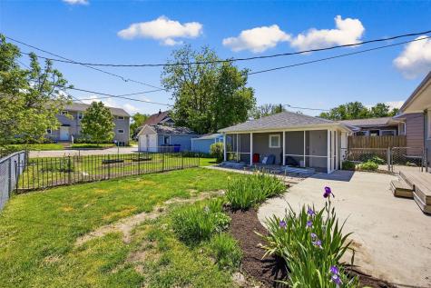 2906 Russell Drive NE Cedar Rapids IA 52402