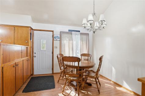 210 N 3 Street Hazleton IA 50641