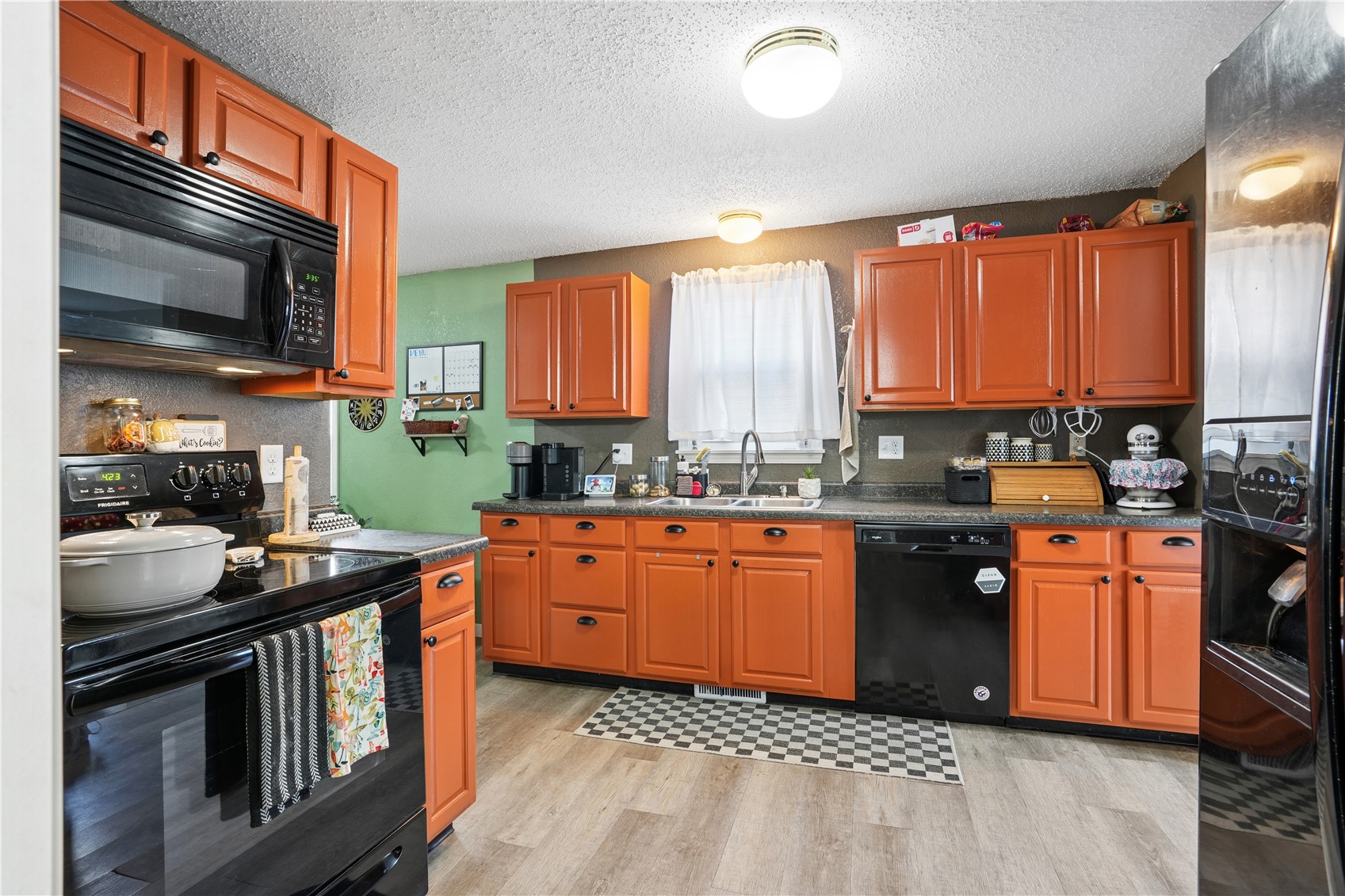 1129 16th Avenue SW Cedar Rapids IA 52404