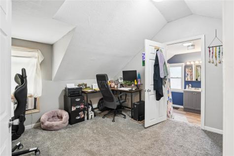 1129 16th Avenue SW Cedar Rapids IA 52404