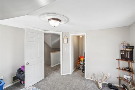 1129 16th Avenue SW Cedar Rapids IA 52404