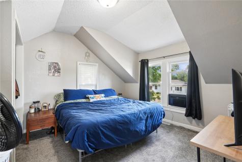 1129 16th Avenue SW Cedar Rapids IA 52404