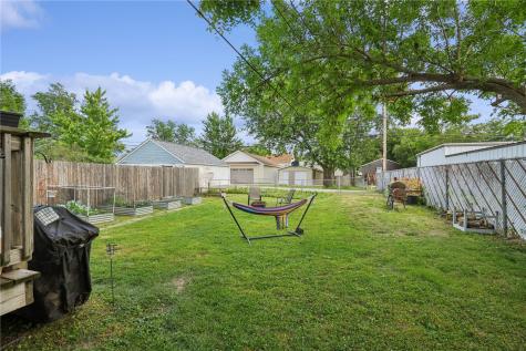 1129 16th Avenue SW Cedar Rapids IA 52404