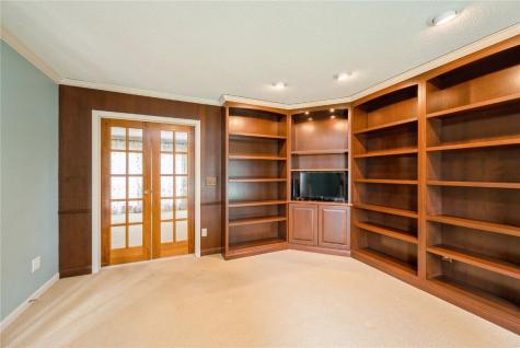 111 Stone Hedge Drive NW Cedar Rapids IA 52405