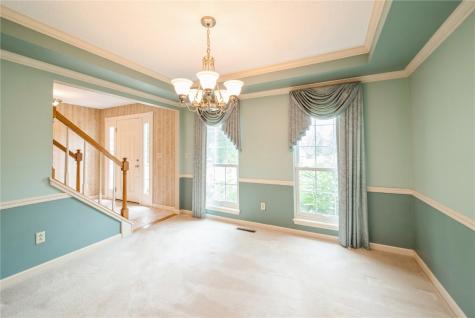 111 Stone Hedge Drive NW Cedar Rapids IA 52405