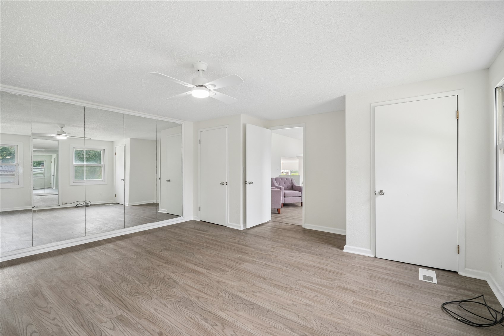 395 S Troy Road Robins IA 52328