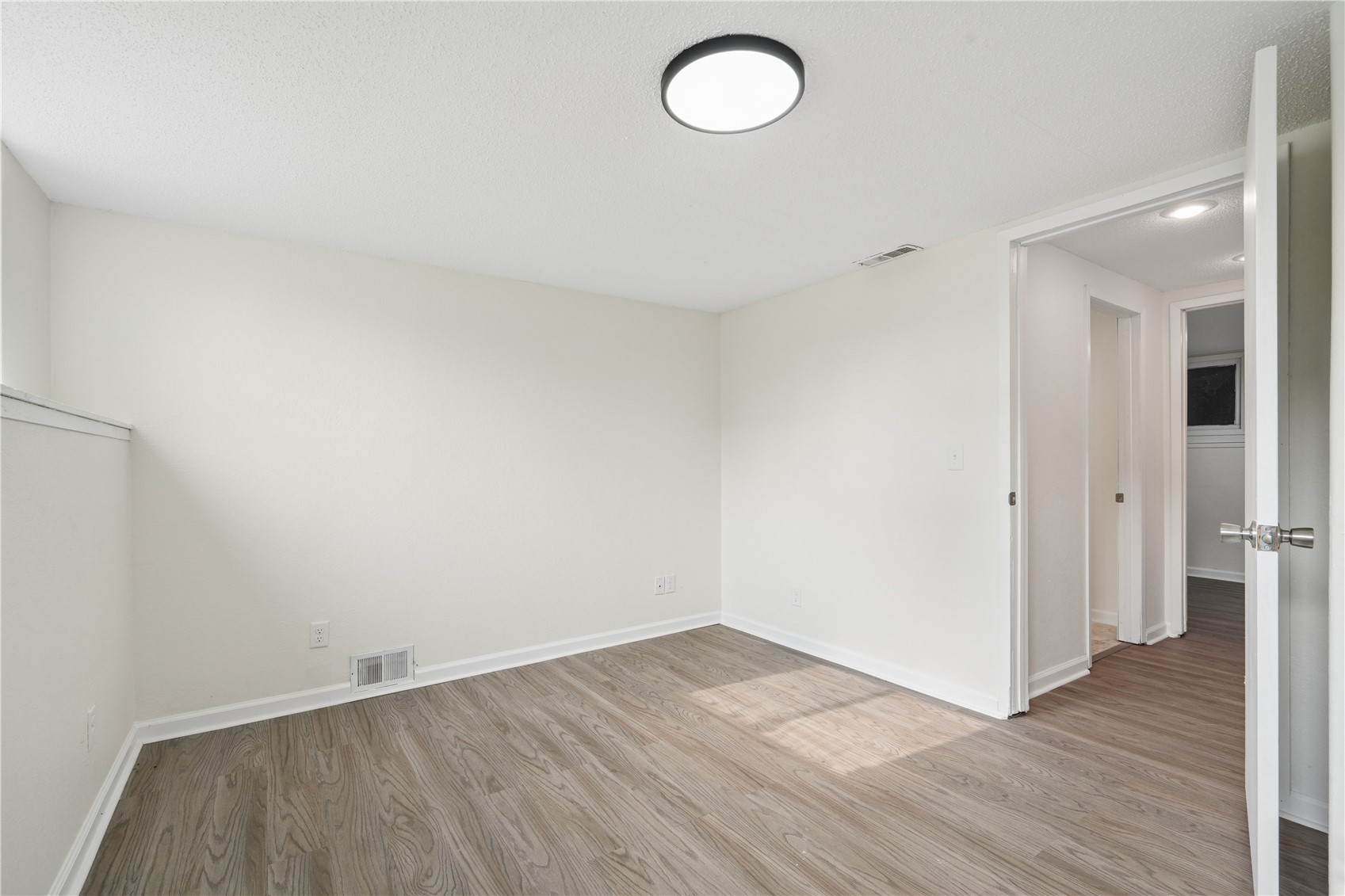 395 S Troy Road Robins IA 52328