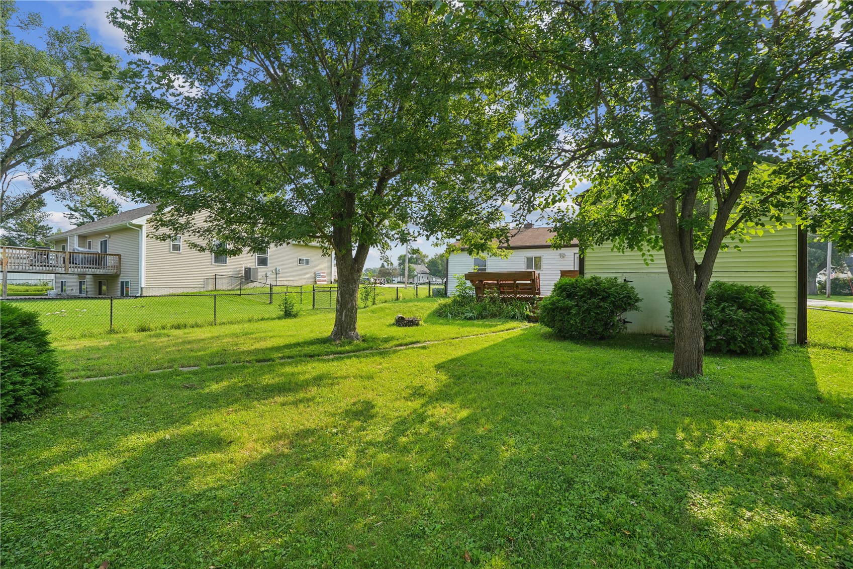 395 S Troy Road Robins IA 52328