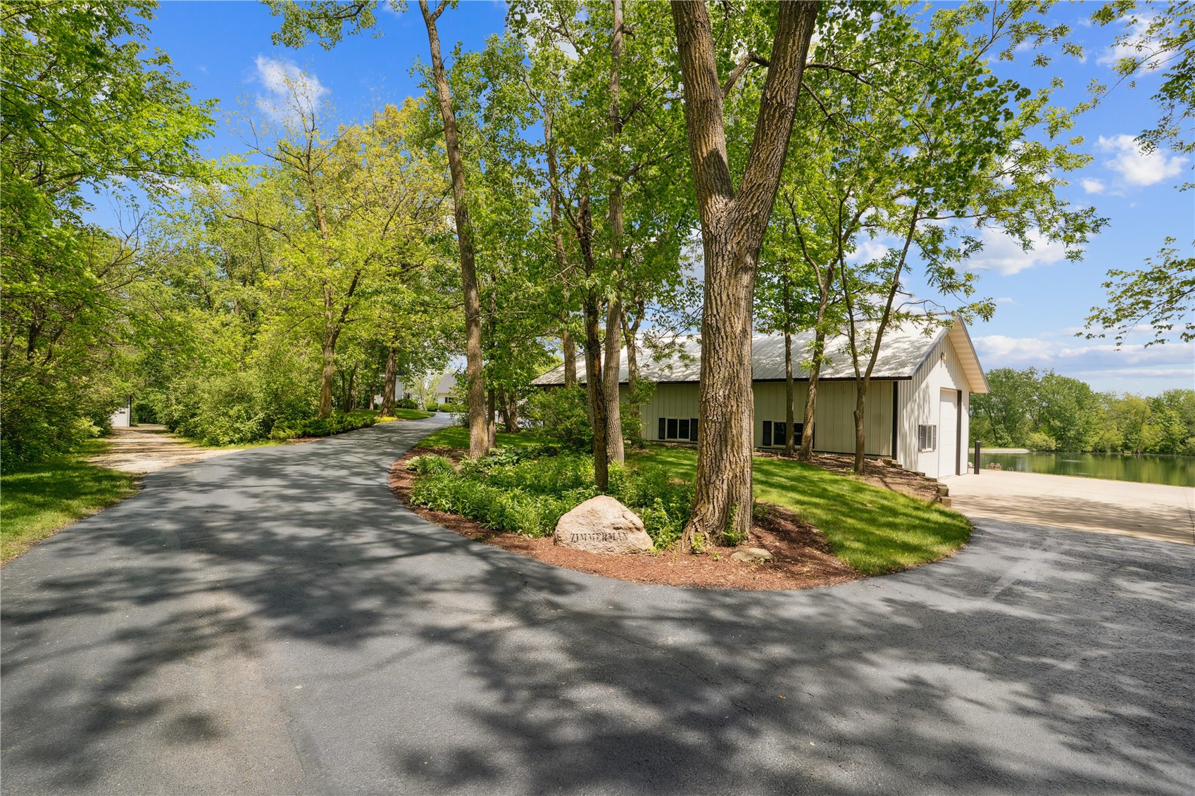2545 F52 Trail Parnell IA 52325