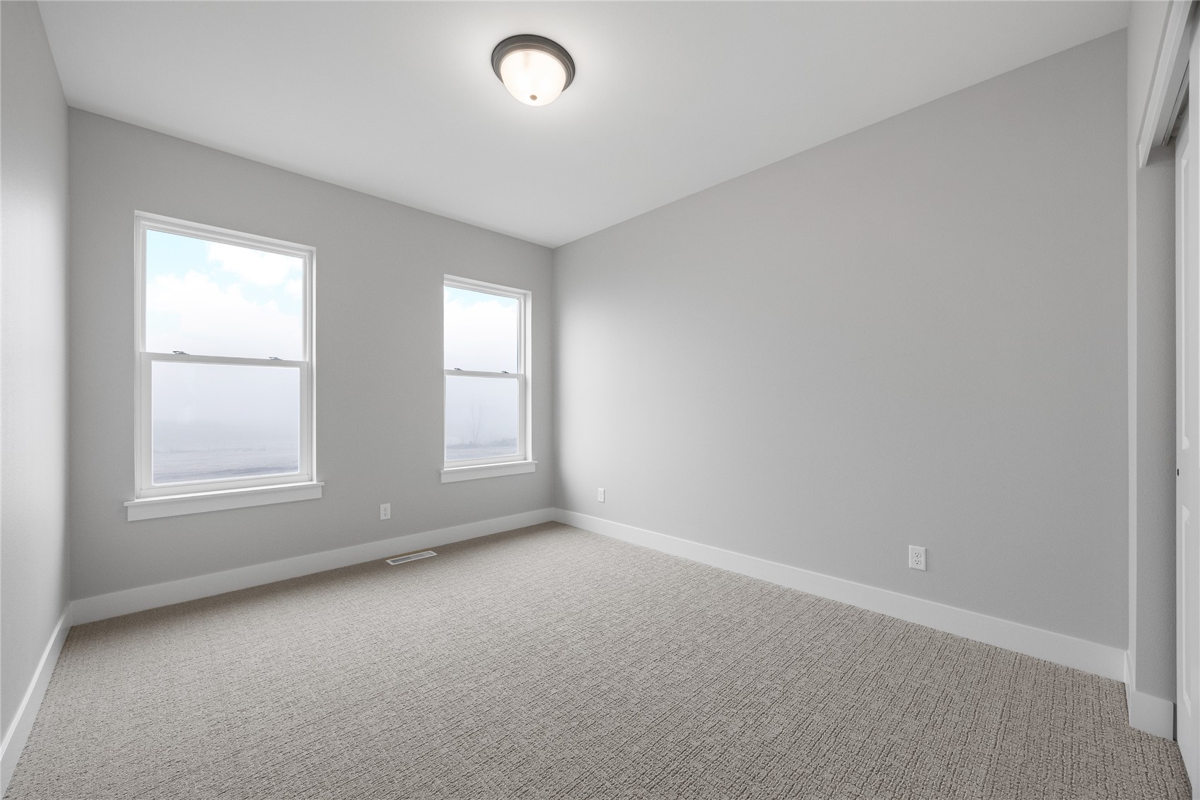 3667 Mcclain Way Hiawatha IA 52233