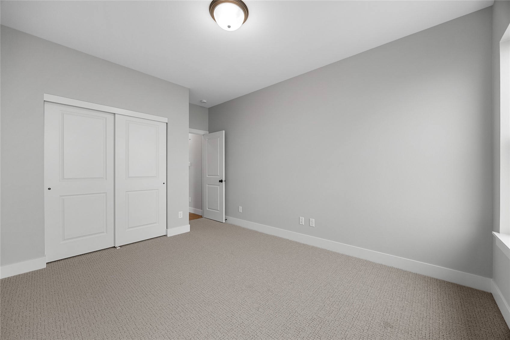 3667 Mcclain Way Hiawatha IA 52233