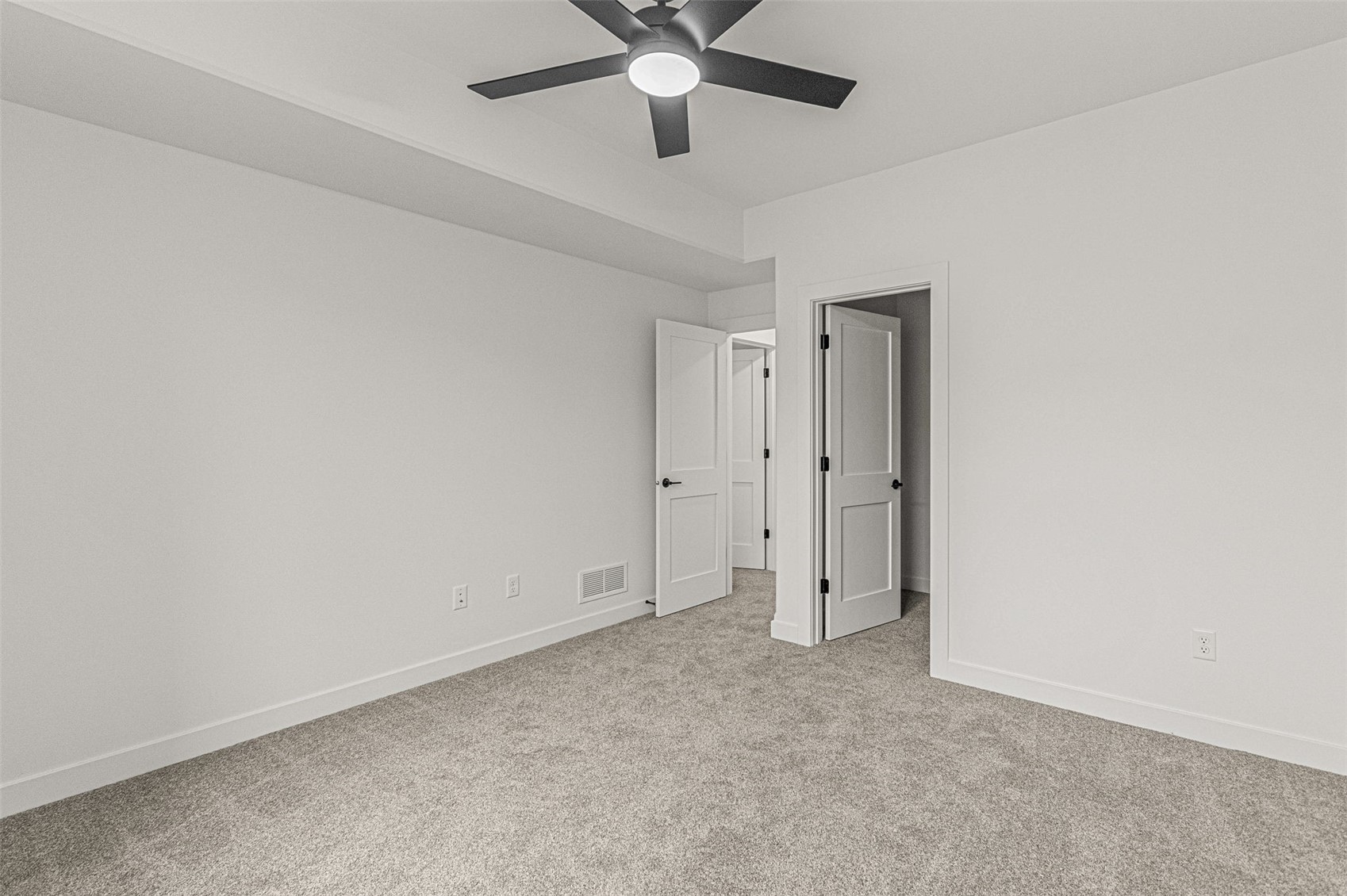 801 Crestview Drive Solon IA 52333