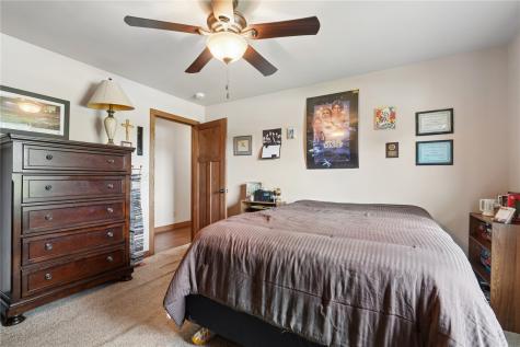285 Jappa Road Ely IA 52227