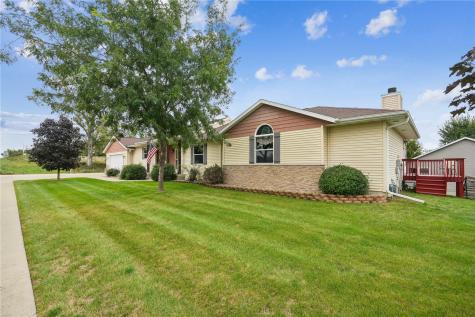 285 Jappa Road Ely IA 52227
