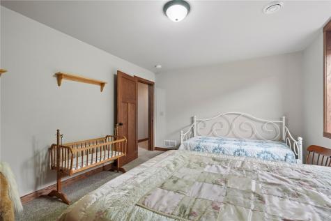 285 Jappa Road Ely IA 52227