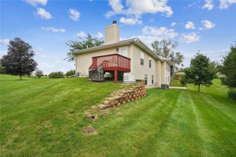 285 Jappa Road Ely IA 52227