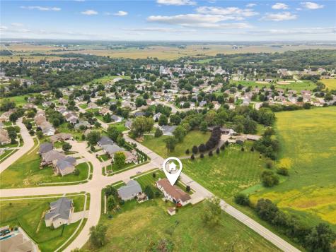 285 Jappa Road Ely IA 52227
