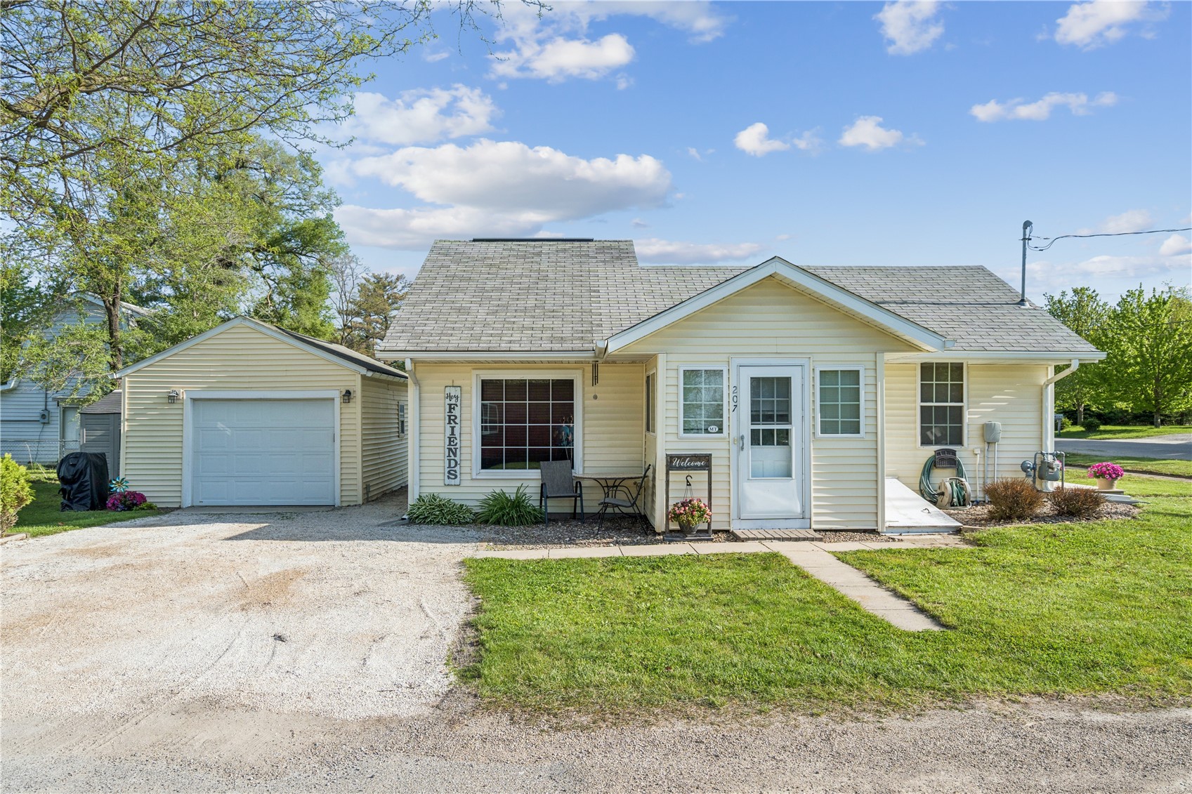 207 Center Avenue Urbana IA 52345