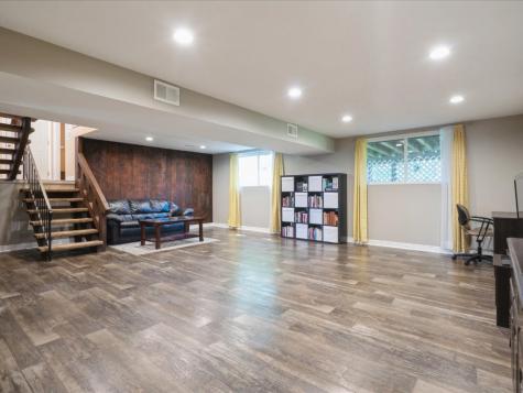 6615 Brentwood Drive NE Cedar Rapids IA 52402