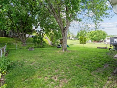 6615 Brentwood Drive NE Cedar Rapids IA 52402