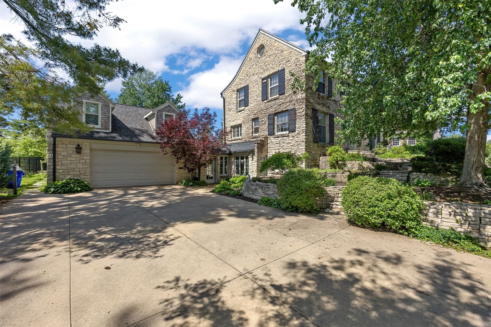 2168 Linden Drive SE Cedar Rapids IA 52403
