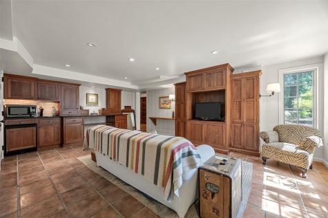 2168 Linden Drive SE Cedar Rapids IA 52403